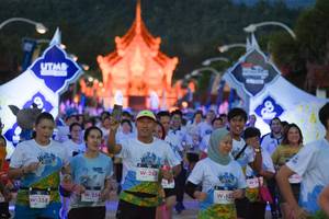 BIB: 358, 256, 283, 133
                            <button type="button" onclick="openModal(22466592)" class="btn btn-primary btn-sm float-right btn-popup" data-toggle="modal" data-target=".modal-high-quality">
                        <i class="fas fa-shopping-cart"></i> Add to Cart
                    </button>
                                            <button type="button" onclick="isThisMe(22466592, true)" class="btn btn-success btn-sm float-right btn-popup btn-isme hidden" data-toggle="tooltip" data-placement="bottom" title="นี่คือรูปของคุณใช่ไหม คลิกที่นี่เพื่อเอาเข้าอัลบั้ม">
                        <i class="fas fa-plus"></i> Add to album
                    </button>
                    <button type="button" onclick="isThisMe(22466592, false)" class="btn btn-warning btn-sm float-right btn-popup btn-isnotme hidden">
                        <i class="fas fa-ban"></i> Remove from album
                    </button>